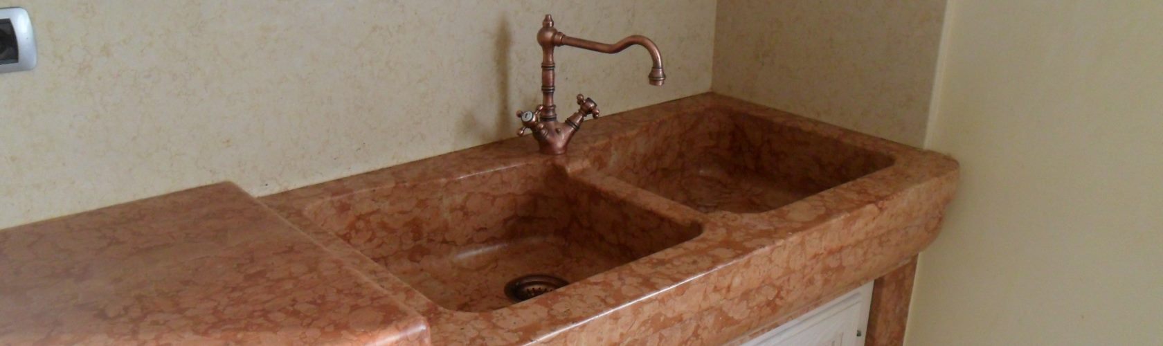 Lavandino In Pietra A Trento.Lavandino Lavabo Lavello In Marmo O Pietra Marmi Piccolo