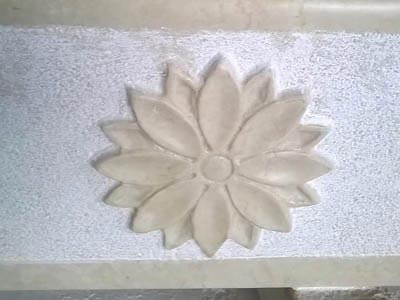 decorazioni su marmo