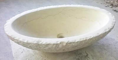 Lavabo in pietra da appoggio in biancone Lavorazione Marmi a Venezia: Marmi Piccolo