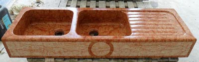 Lavello in rosso asiago Lavorazione Marmi a Venezia: Marmi Piccolo